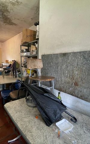 Casa à venda com 55m², 4 quartos e 2 vagasChurrasqueira