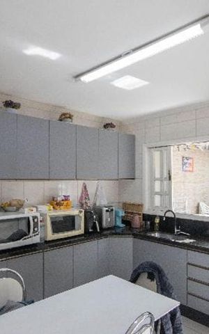 Casa à venda com 133m², 3 quartos e 2 vagas Casa à venda com 133m², 3 quartos e 2 vagasCozinha