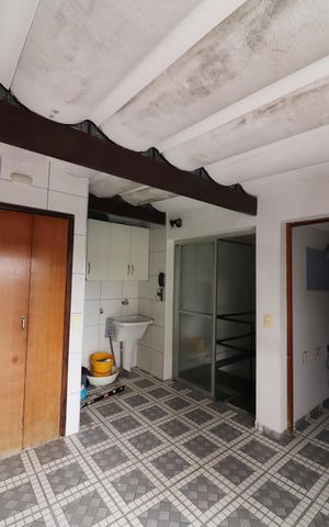 Apartamento à venda com 120m², 2 quartos e 1 vagaÁrea de Serviço