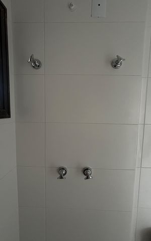 Apartamento para alugar com 56m², 2 quartos e 1 vaga Apartamento para alugar com 56m², 2 quartos e 1 vagaBanheiro