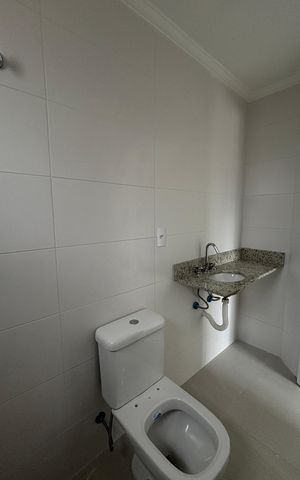 Apartamento para alugar com 56m², 2 quartos e 1 vaga Apartamento para alugar com 56m², 2 quartos e 1 vagaBanheiro da Suíte