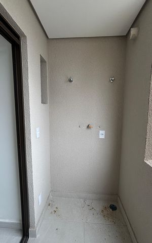Apartamento para alugar com 56m², 2 quartos e 1 vaga Apartamento para alugar com 56m², 2 quartos e 1 vagaCozinha e Área de Serviço - Varanda