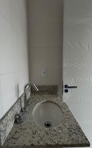 Apartamento para alugar com 56m², 2 quartos e 1 vaga Apartamento para alugar com 56m², 2 quartos e 1 vagaBanheiro