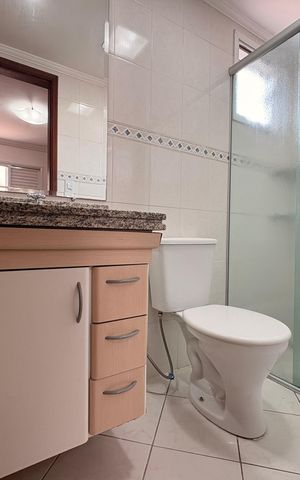 Apartamento à venda com 70m², 2 quartos e 1 vaga Apartamento à venda com 70m², 2 quartos e 1 vagaBanheiro da Suíte