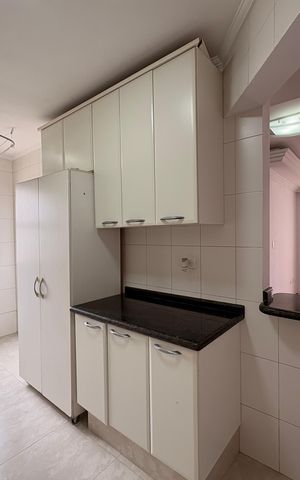 Apartamento à venda com 70m², 2 quartos e 1 vaga Apartamento à venda com 70m², 2 quartos e 1 vagaCozinha