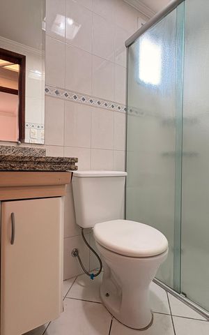 Apartamento à venda com 70m², 2 quartos e 1 vaga Apartamento à venda com 70m², 2 quartos e 1 vagaBanheiro