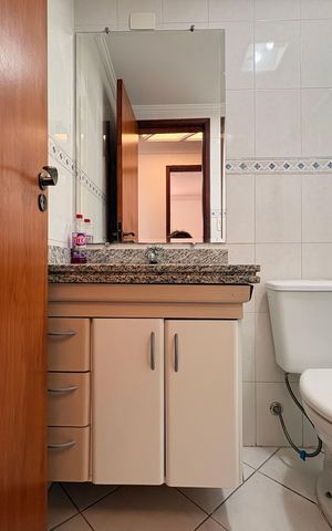 Apartamento à venda com 70m², 2 quartos e 1 vaga Apartamento à venda com 70m², 2 quartos e 1 vagaBanheiro