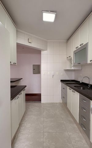 Apartamento à venda com 70m², 2 quartos e 1 vaga Apartamento à venda com 70m², 2 quartos e 1 vagaCozinha