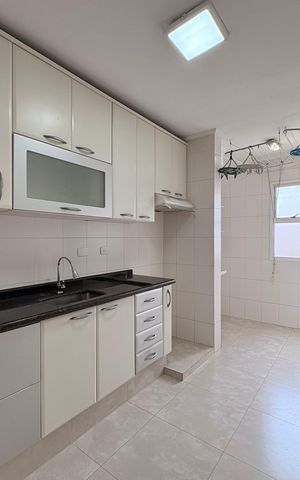 Apartamento à venda com 70m², 2 quartos e 1 vaga Apartamento à venda com 70m², 2 quartos e 1 vagaCozinha
