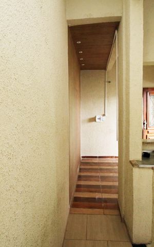 Casa para alugar com 50m², 1 quarto e sem vagaSala - Corredor