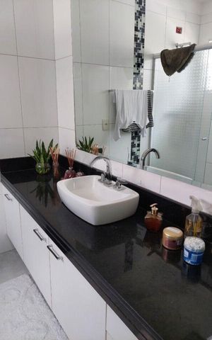 Casa à venda com 315m², 3 quartos e 5 vagas