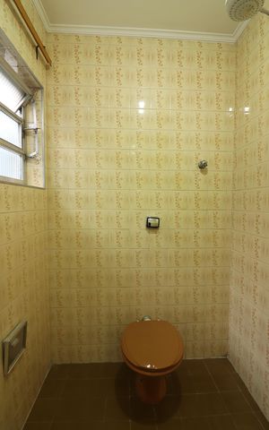 Casa para alugar com 327m², 4 quartos e 7 vagasLavabo