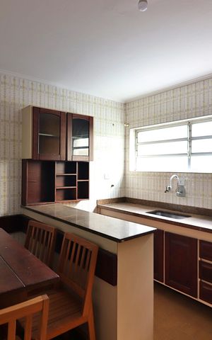 Casa para alugar com 327m², 4 quartos e 7 vagasCozinha