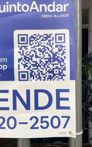 Apartamento à venda com 314m², 4 quartos e 2 vagas Apartamento à venda com 314m², 4 quartos e 2 vagasPlaquinha