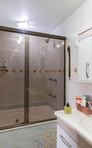Apartamento à venda com 314m², 4 quartos e 2 vagasBanheiro Suíte 1
