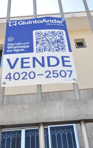 Casa à venda com 190m², 3 quartos e 2 vagasPlaca