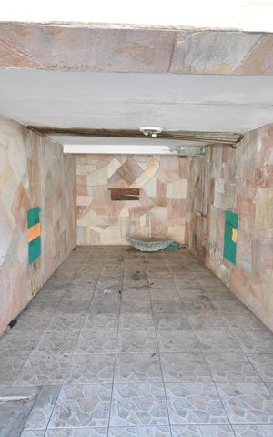Casa à venda com 190m², 3 quartos e 2 vagasGaragem