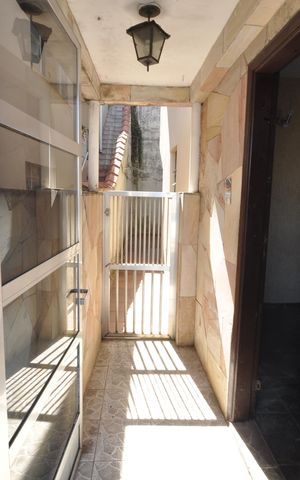 Casa à venda com 190m², 3 quartos e 2 vagasHall de entrada