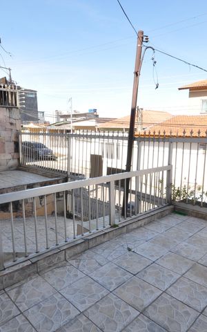 Casa à venda com 190m², 3 quartos e 2 vagasQuintal