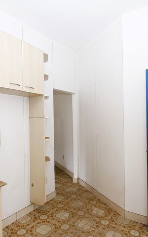 Casa à venda com 320m², 5 quartos e 2 vagasCozinha