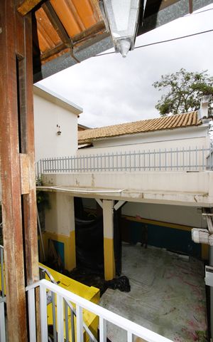 Casa à venda com 320m², 5 quartos e 2 vagasÁrea externa