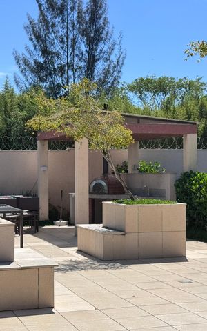 Apartamento à venda com 72m², 2 quartos e 2 vagas Apartamento à venda com 72m², 2 quartos e 2 vagasÁrea comum