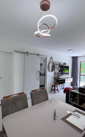 Apartamento à venda com 72m², 2 quartos e 2 vagas Apartamento à venda com 72m², 2 quartos e 2 vagasSala