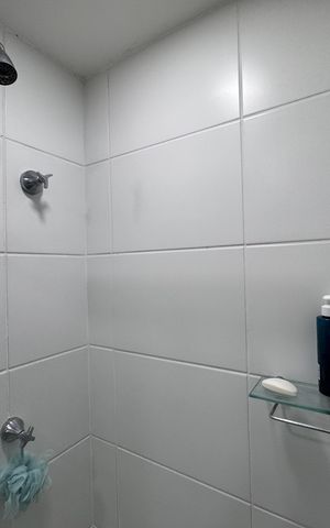 Apartamento à venda com 72m², 2 quartos e 2 vagas Apartamento à venda com 72m², 2 quartos e 2 vagasSuíte - Banheiro