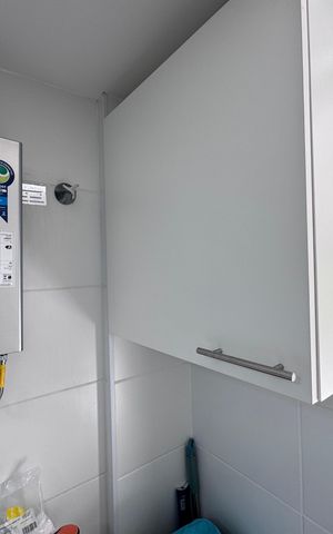 Apartamento à venda com 72m², 2 quartos e 2 vagas Apartamento à venda com 72m², 2 quartos e 2 vagasCozinha e Área de Serviço