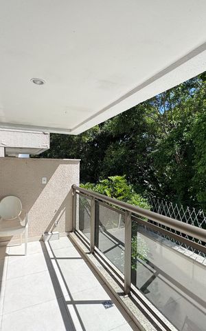 Apartamento à venda com 72m², 2 quartos e 2 vagas Apartamento à venda com 72m², 2 quartos e 2 vagasVaranda
