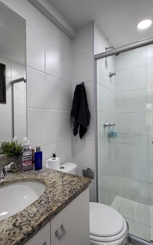 Apartamento à venda com 72m², 2 quartos e 2 vagas Apartamento à venda com 72m², 2 quartos e 2 vagasSuíte - Banheiro
