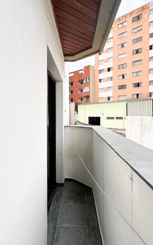 Apartamento à venda com 153m², 4 quartos e 2 vagas Apartamento à venda com 153m², 4 quartos e 2 vagasVaranda dos Quartos