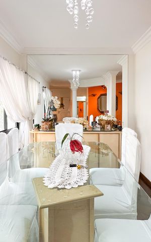 Apartamento à venda com 153m², 4 quartos e 2 vagas Apartamento à venda com 153m², 4 quartos e 2 vagasSala de Jantar