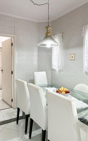 Apartamento à venda com 153m², 4 quartos e 2 vagas Apartamento à venda com 153m², 4 quartos e 2 vagasCopa