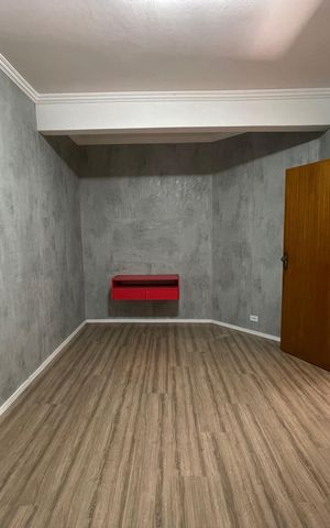 Casa para alugar com 250m², 6 quartos e 5 vagas Casa para alugar com 250m², 6 quartos e 5 vagasQuarto 5