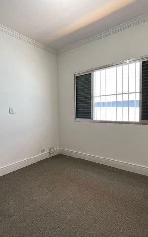 Casa para alugar com 250m², 6 quartos e 5 vagas Casa para alugar com 250m², 6 quartos e 5 vagasQuarto 3