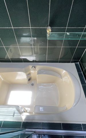Casa para alugar com 250m², 6 quartos e 5 vagas Casa para alugar com 250m², 6 quartos e 5 vagasBanheiro 4