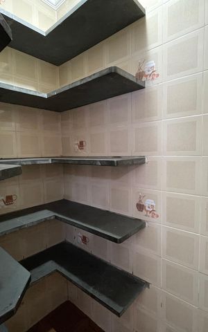 Casa para alugar com 250m², 6 quartos e 5 vagas Casa para alugar com 250m², 6 quartos e 5 vagasDespensa
