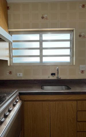 Casa para alugar com 250m², 6 quartos e 5 vagas Casa para alugar com 250m², 6 quartos e 5 vagasCozinha