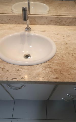 Apartamento para alugar com 100m², 2 quartos e 1 vaga Apartamento para alugar com 100m², 2 quartos e 1 vagaBanheiro Social