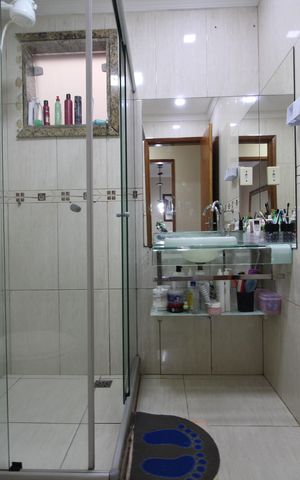 Casa de condomínio à venda com 150m², 3 quartos e sem vagaBanheiro