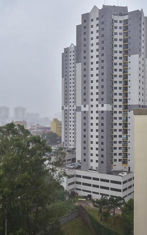 Apartamento para alugar com 46m², 2 quartos e 1 vagaVista