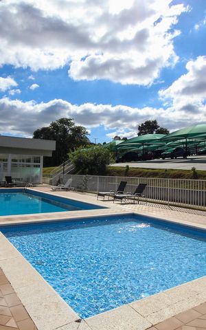 Apartamento para alugar com 52m², 2 quartos e 2 vagas Apartamento para alugar com 52m², 2 quartos e 2 vagasÁrea comum - Piscina