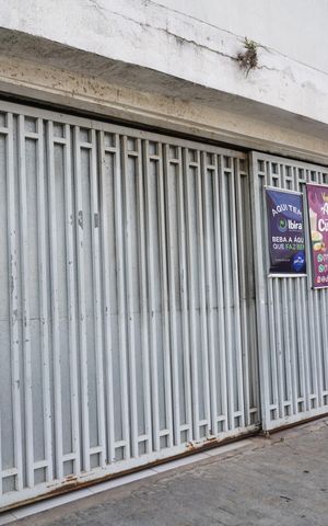 Casa à venda com 165m², 3 quartos e 2 vagasFachada