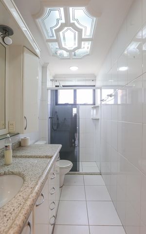 Apartamento à venda com 196m², 4 quartos e sem vagaBanheiro Social