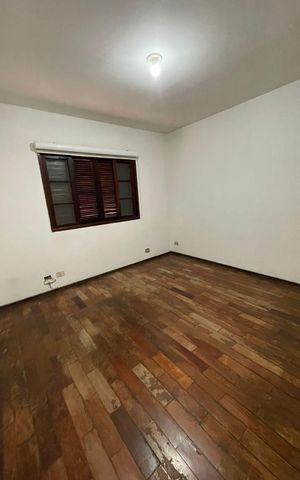 Casa para alugar com 120m², 2 quartos e 1 vaga