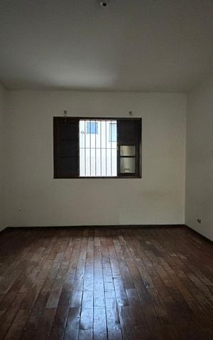 Casa para alugar com 120m², 2 quartos e 1 vaga