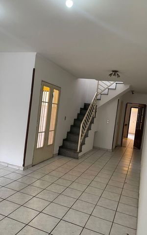 Casa para alugar com 120m², 2 quartos e 1 vaga