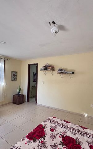 Casa à venda com 5000m², 2 quartos e 5 vagas Casa à venda com 5000m², 2 quartos e 5 vagasSala / Quarto
