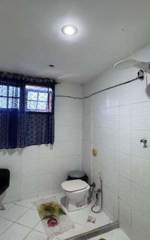Casa à venda com 5000m², 2 quartos e 5 vagas Casa à venda com 5000m², 2 quartos e 5 vagasBanheiro Social